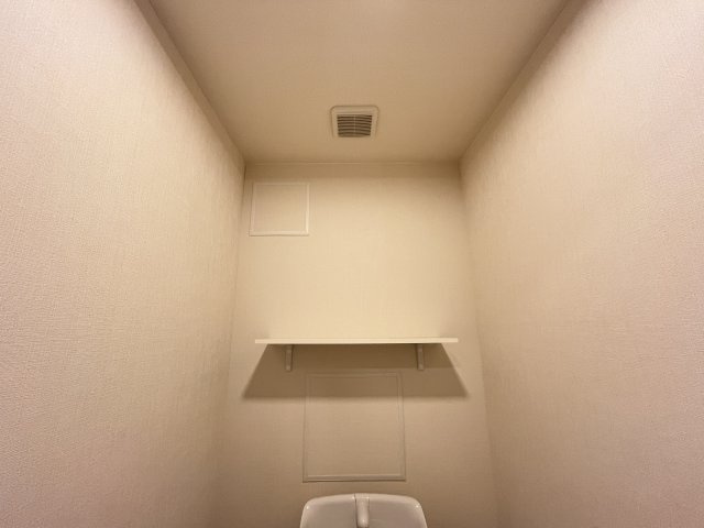 メゾン　ド　フローラガーデンの収納