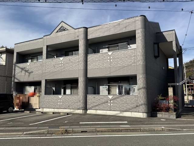 アシュランスの外観