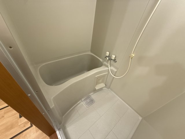 セピア　コンフォースの浴室