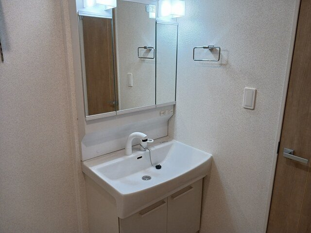 シャルールの独立洗面台