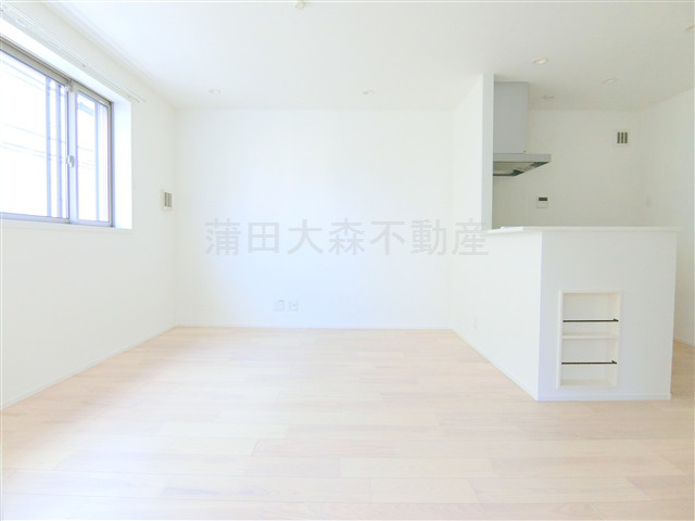 プラス　ウィステリア　の居間・リビング