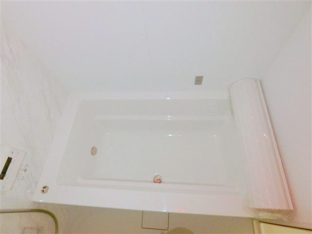 プラス　ウィステリア　の浴室