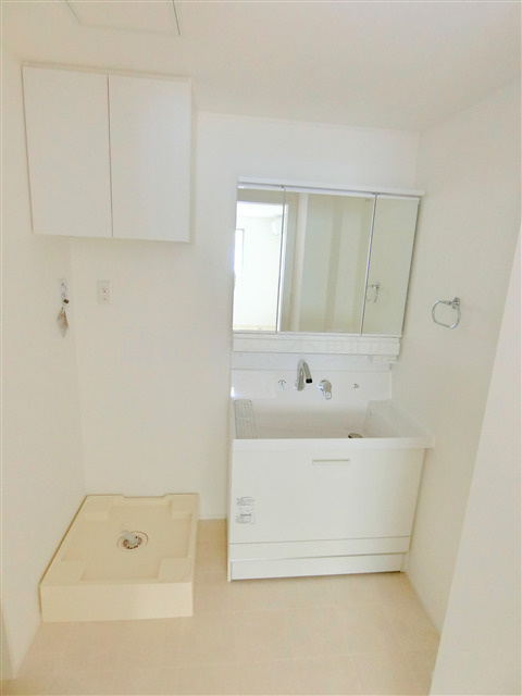 プラス　ウィステリア　の洗面所