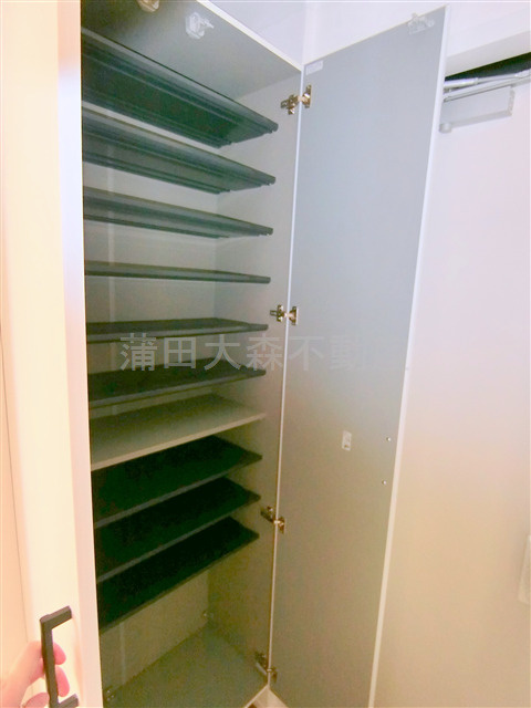 プラス　ウィステリア　の収納