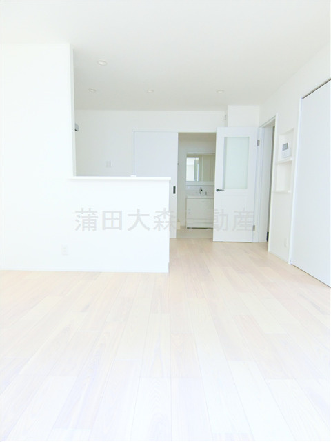 プラス　ウィステリア　の居間・リビング