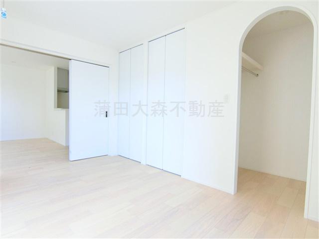 プラス　ウィステリア　の洋室