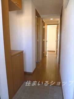 広島市安佐北区可部東２丁目の賃貸マンションの玄関|シューズボックス