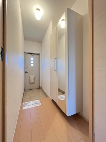 ヴァイオレットの玄関
