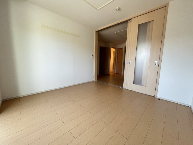 ヴァイオレットの内装