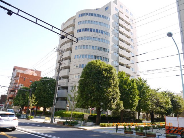 【外観】 | 東高西ケ原ペアシティ | 平成築の新耐震基準適合マンション！太陽に愛された邸は、陽当り・通風に優れた魅力的で快適さを追求した邸宅。