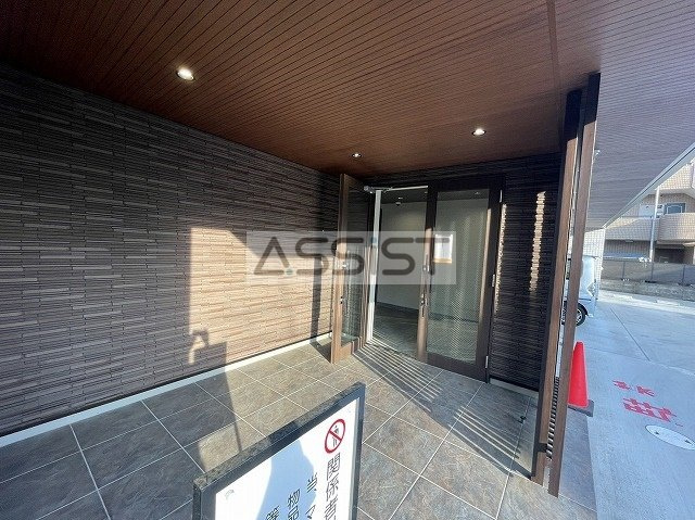 フジアートのエントランス