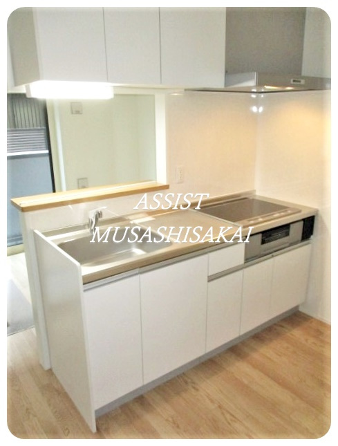 フジアートのキッチン