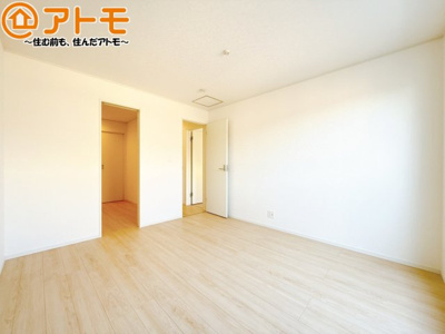 【寝室】 | 清水区押切第7　新築戸建　全1棟 | 毎日すごす部屋の広さや陽当りも気になるポイントですね！現地で体感してみてください♪