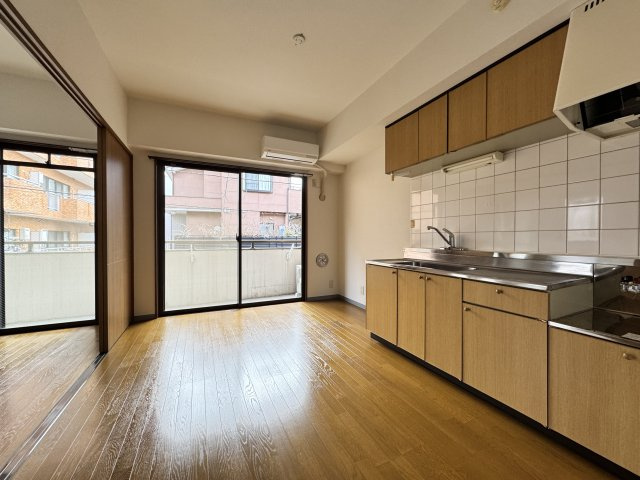 マンションウィステリアの居間・リビング