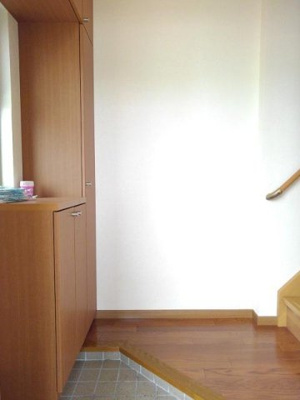 【玄関】 | ル・ファミーユＢ