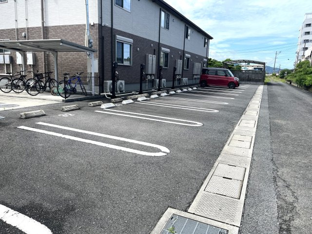 サンライト桜Ⅲの駐車場