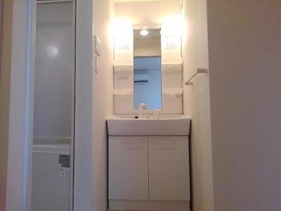 【洗面所】 | 玲巧ハイツ八丁 | スペースが確保できる洗面所です