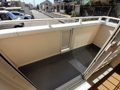 【バルコニー】 | ボニート　Ｈ | 暖かな日差しのふりそそぐバルコニー