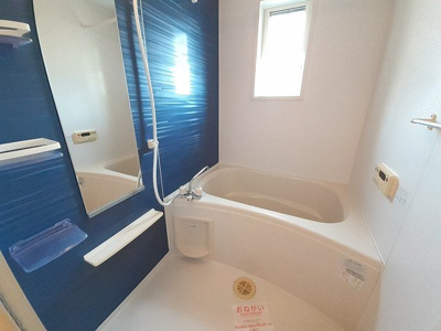 【浴室】 | セレニティ薬師Ｂ | コンパクトで使いやすいお風呂です