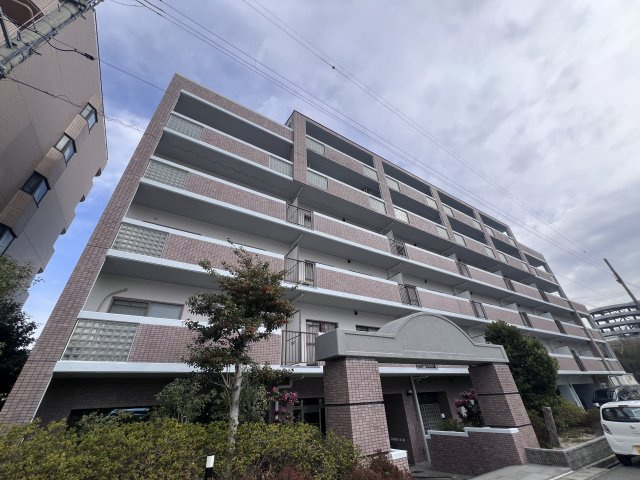 メリヤス岡場のエントランス