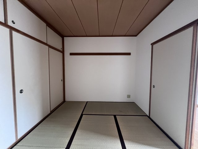 メリヤス岡場の和室