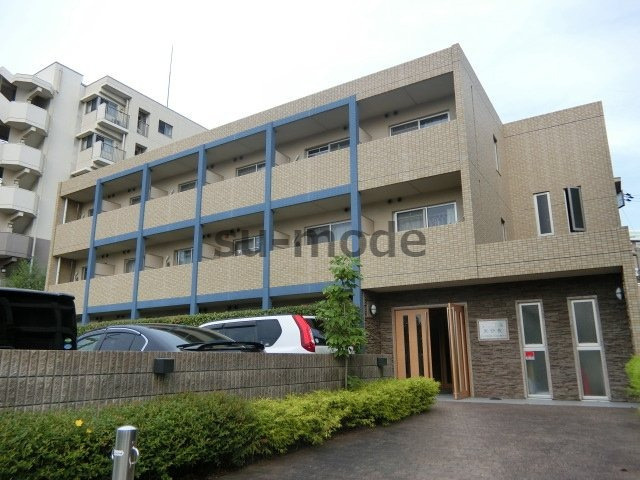 ソレイユ東奈良の外観