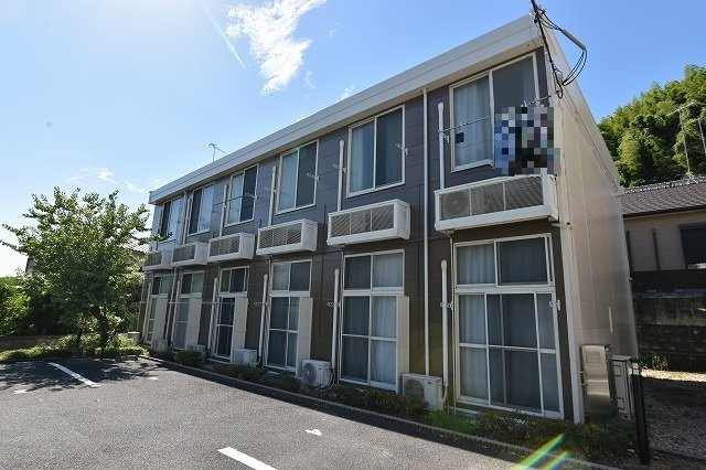 レオパレス王寺の外観