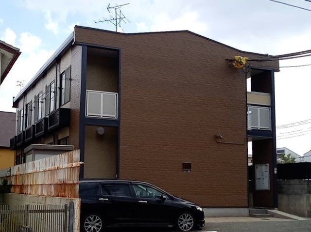 レオパレス西岡本