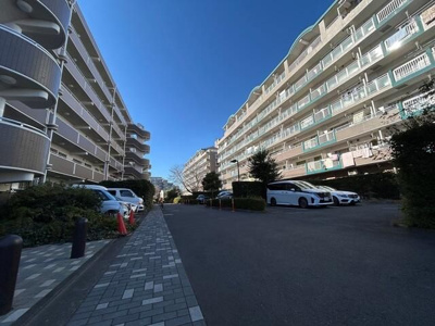 【駐車場】 | ガーデンコート清瀬１号棟１号棟 | カースペースがあります