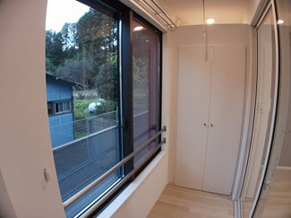 【バルコニー】 | プレミアコート　上高津 | 内装は落ち着いています