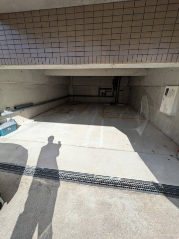 サンロイヤル唐櫃の駐車場|駐車スペースもあります