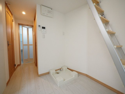 【設備】 | ヒルサイドレーン横浜山手 | 室内洗濯機置場※同タイプ・別号室参考写真