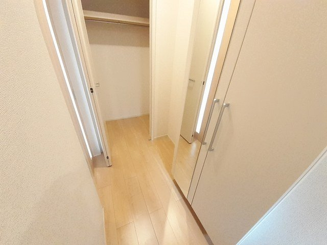 エスポワール山の街Ⅰの玄関|落ち着いた玄関です