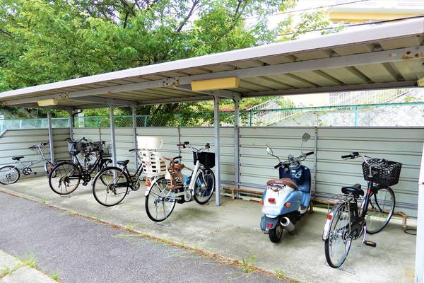 ビレッジハウス鈴蘭台4号棟のその他