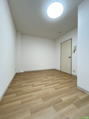 【寝室】 | トレヴィの泉