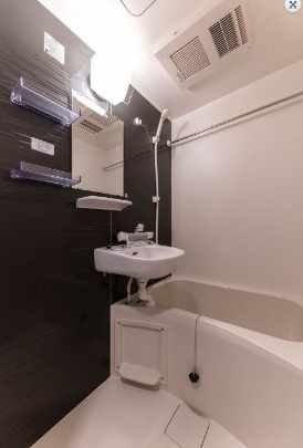 COCOFLAT西荻窪の浴室