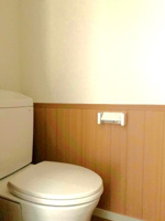 清潔感のあるトイレです