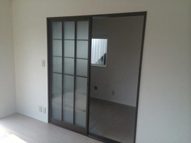 こちらのリビングで趣味の時間をお楽しみください