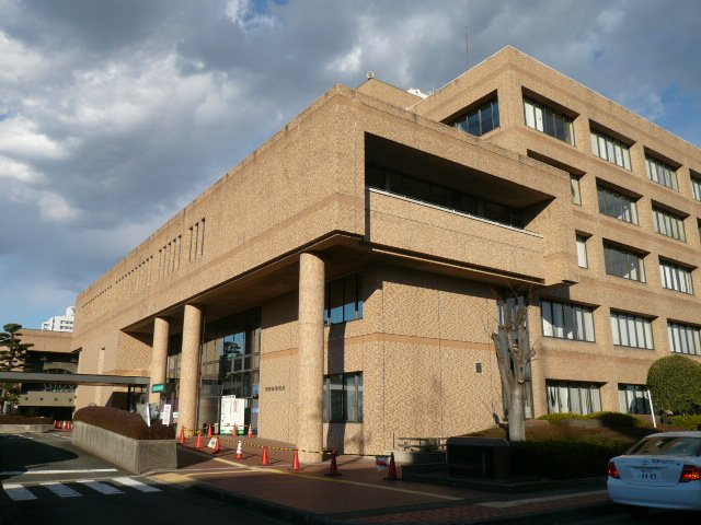 市役所まで1,800ｍ