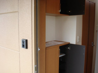 玄関（下駄箱付）