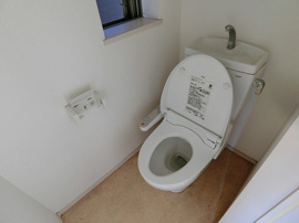 清潔感のあるトイレです