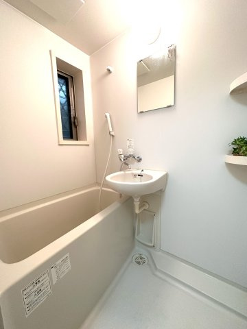 ※類似のお部屋の写真です。