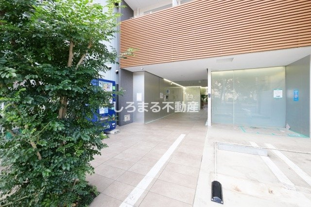 Felis北堀江のエントランス