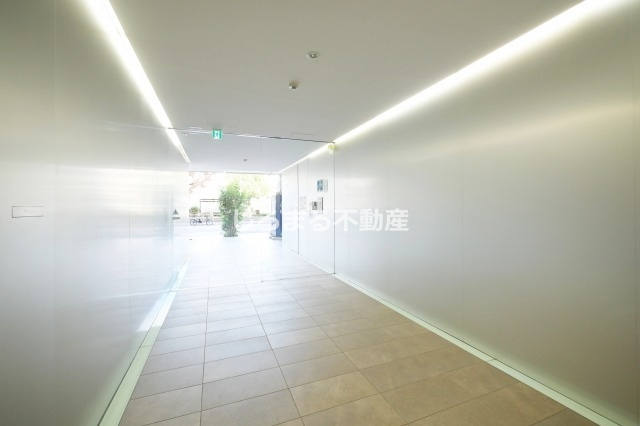 Felis北堀江のロビー