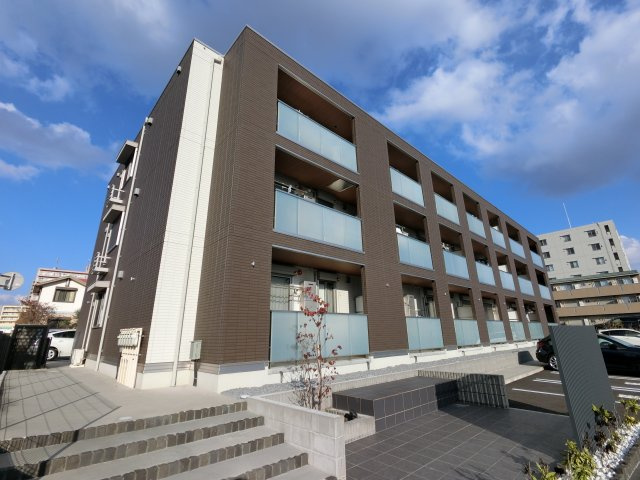 L.シャルルの画像