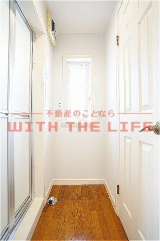 アンズ・アベニュー【10.000円キャッシュバック対象物件】の洗面所|使いやすい洗面所です