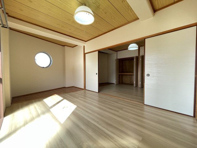 ホワイトクレシアの内装