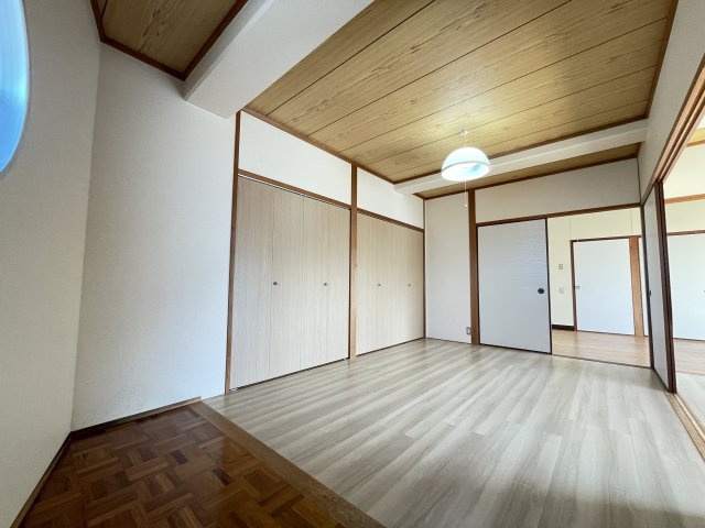 ホワイトクレシアの内装