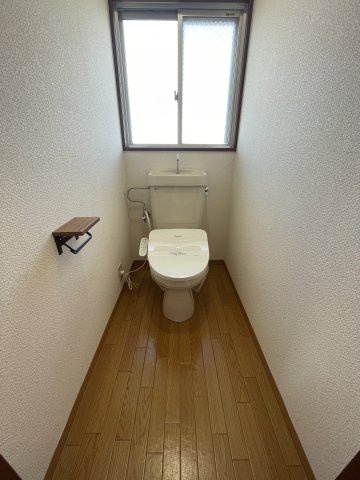 ホワイトクレシアのトイレ
