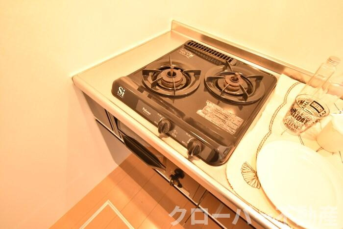 クローリス善通寺のキッチン|システムキッチンガスコンロ
